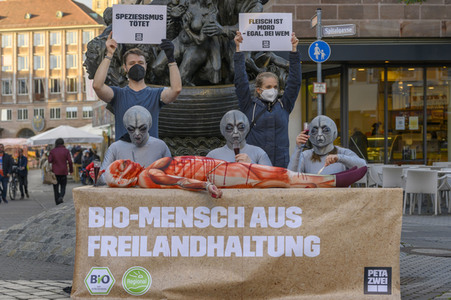 PETA-Demo gegen Speziesismus in Nürnberg