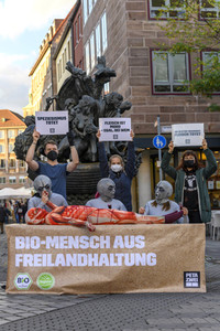 PETA-Demo gegen Speziesismus in Nürnberg