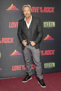 Filmpremiere 'Love on the Rock' in Universal City
