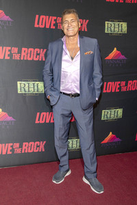 Filmpremiere 'Love on the Rock' in Universal City