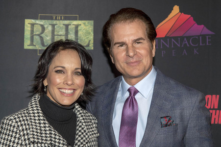Filmpremiere 'Love on the Rock' in Universal City