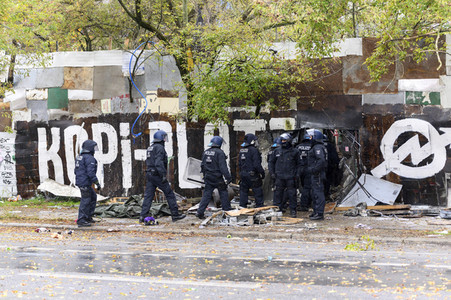 Räumung des Wagencamps 'Köpi' in Berlin