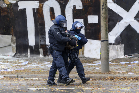 Räumung des Wagencamps 'Köpi' in Berlin