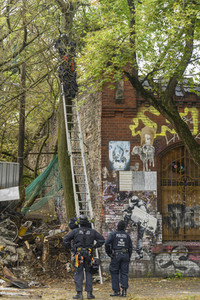 Räumung des Wagencamps 'Köpi' in Berlin