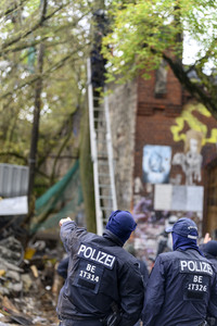 Räumung des Wagencamps 'Köpi' in Berlin