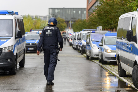 Räumung des Wagencamps 'Köpi' in Berlin