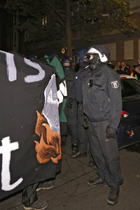 Demonstration gegen die Räumung des Wagencamps 'Köpi' in Berlin
