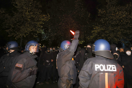 Demonstration gegen die Räumung des Wagencamps 'Köpi' in Berlin