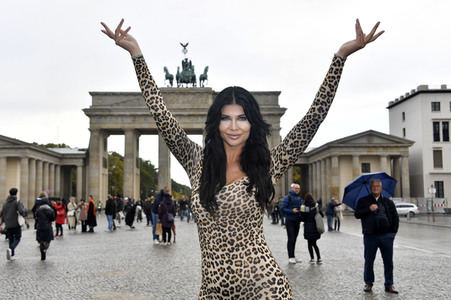 Photocall zur 2. Dirty Virtual Venus 2021 in Berlin