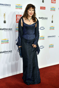 Goldene Bild der Frau 2021 in Hamburg