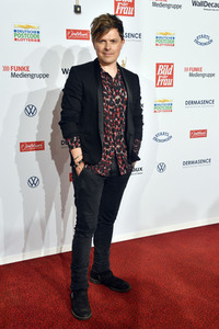 Goldene Bild der Frau 2021 in Hamburg