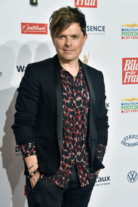 Goldene Bild der Frau 2021 in Hamburg