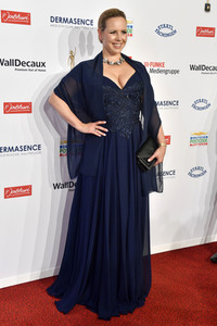 Goldene Bild der Frau 2021 in Hamburg