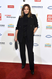 Goldene Bild der Frau 2021 in Hamburg