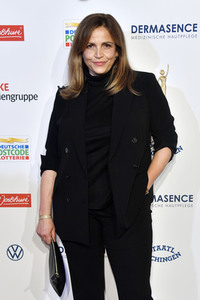 Goldene Bild der Frau 2021 in Hamburg