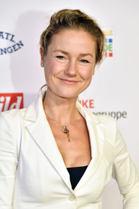 Goldene Bild der Frau 2021 in Hamburg