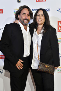 Goldene Bild der Frau 2021 in Hamburg