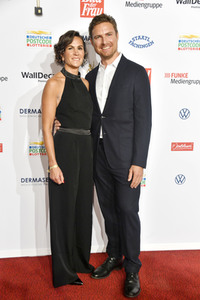 Goldene Bild der Frau 2021 in Hamburg