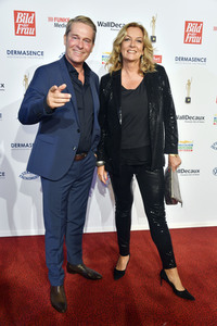 Goldene Bild der Frau 2021 in Hamburg