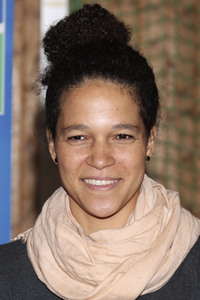 Philipp Lahm und Celia Sasic besuchen Eliteschule des Fußballs in Hamburg