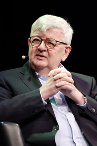 Joschka Fischer auf der lit.Cologne Sonderedition in Köln