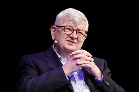 Joschka Fischer auf der lit.Cologne Sonderedition in Köln