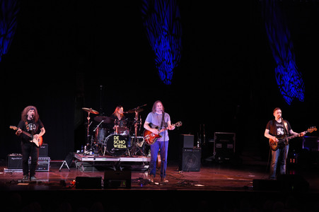 Doppelkonzert Roland Hefter mit Isarrider & DeSchoWieda in München