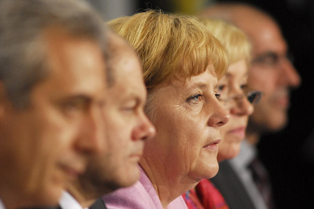 Pressekonferenz zum 3. Integrationsgipfel in Berlin