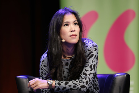 Mai Thi Nguyen-Kim und Louis Klamroth auf der lit.Cologne Sonderedition in Köln