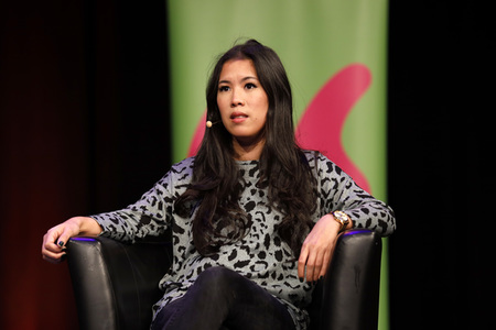 Mai Thi Nguyen-Kim und Louis Klamroth auf der lit.Cologne Sonderedition in Köln