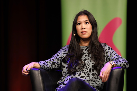 Mai Thi Nguyen-Kim und Louis Klamroth auf der lit.Cologne Sonderedition in Köln