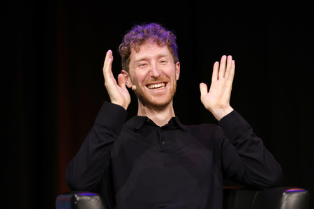 Mai Thi Nguyen-Kim und Louis Klamroth auf der lit.Cologne Sonderedition in Köln