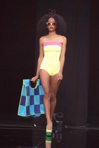 Agatha Ruiz de la Prada Fashion Show auf der Gran Canaria Swim Week in Maspalomas