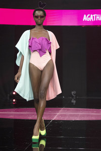 Agatha Ruiz de la Prada Fashion Show auf der Gran Canaria Swim Week in Maspalomas