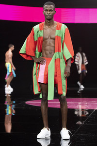 Agatha Ruiz de la Prada Fashion Show auf der Gran Canaria Swim Week in Maspalomas