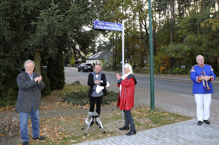 Einweihung des Achim-Mentzel-Weg in Cottbus