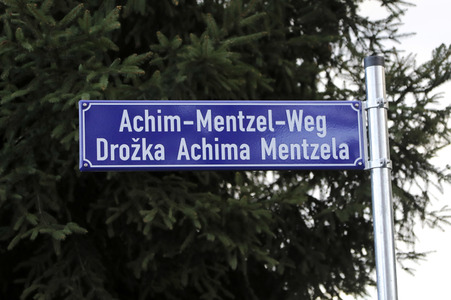 Einweihung des Achim-Mentzel-Weg in Cottbus