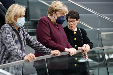 Konstituierende Sitzung des 20. Deutschen Bundestages in Berlin