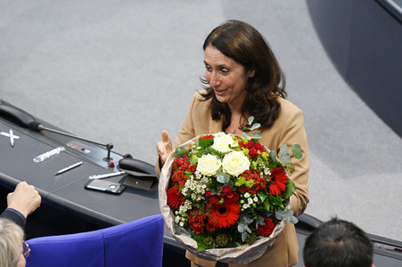 Konstituierende Sitzung des 20. Deutschen Bundestages in Berlin