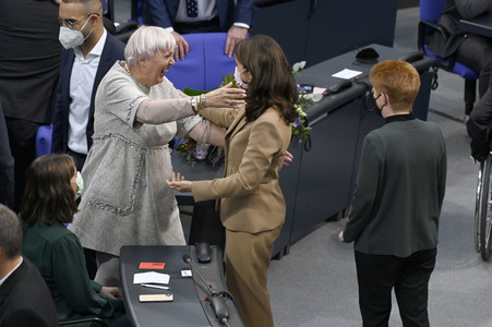 Konstituierende Sitzung des 20. Deutschen Bundestages in Berlin