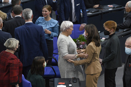 Konstituierende Sitzung des 20. Deutschen Bundestages in Berlin