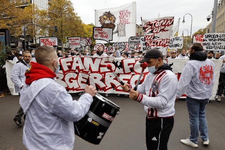 Demo gegen das NRW-Versammlungsgesetz in Köln