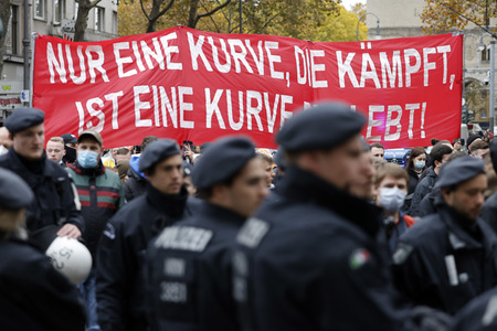 Demo gegen das NRW-Versammlungsgesetz in Köln