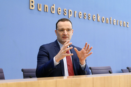 Pressekonferenz zu Auffrischimpfungen gegen Corona in Berlin