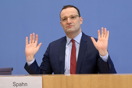 Pressekonferenz zu Auffrischimpfungen gegen Corona in Berlin