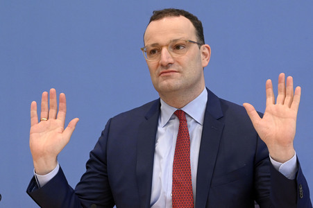 Pressekonferenz zu Auffrischimpfungen gegen Corona in Berlin