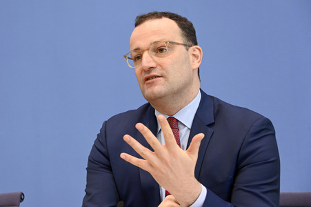 Pressekonferenz zu Auffrischimpfungen gegen Corona in Berlin