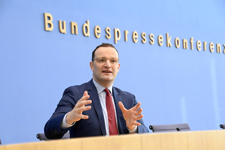 Pressekonferenz zu Auffrischimpfungen gegen Corona in Berlin