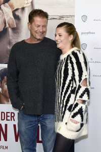 Filmpremiere 'Die Rettung der uns bekannten Welt' in München