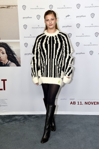 Filmpremiere 'Die Rettung der uns bekannten Welt' in München